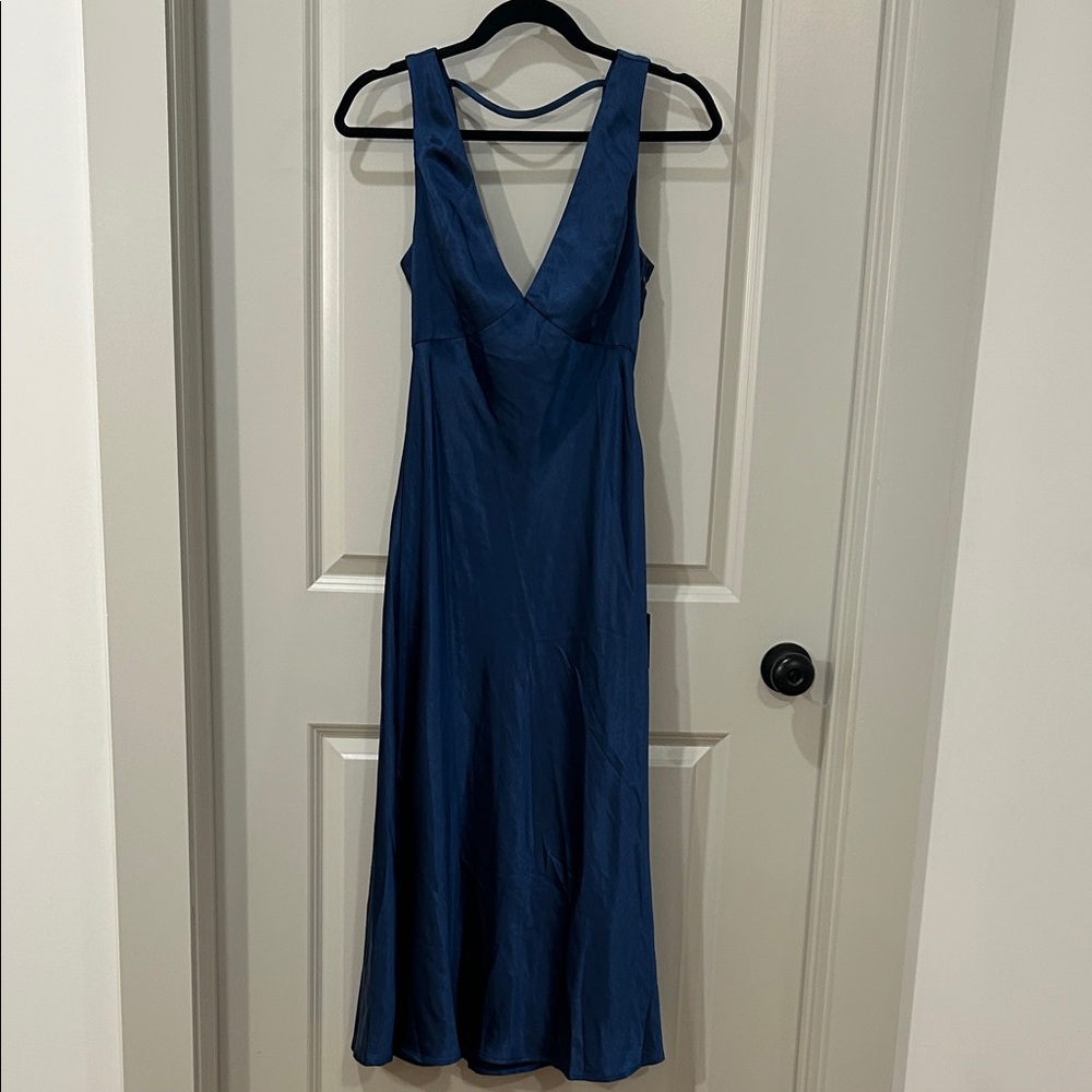 Lulu's Navy Blue Backless V-Neck Slip Dress Size S - Picture 3 of 8